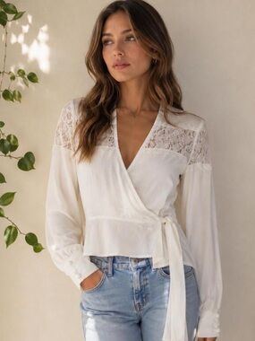 Outrageous Fortune White Lace Wrap Blouse Boho Romantic Top US 8